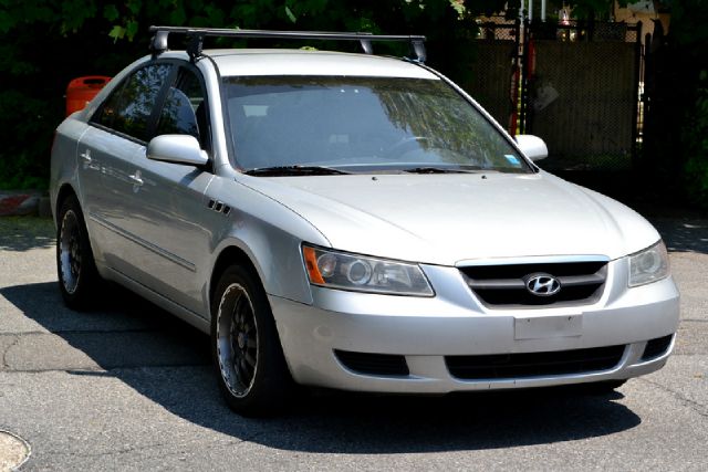 Hyundai Sonata S Sedan Sedan
