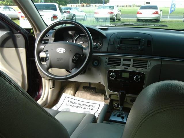 Hyundai Sonata 2006 photo 14