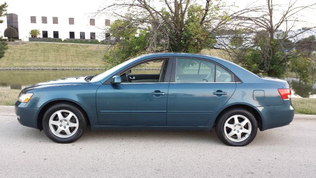 Hyundai Sonata 2006 photo 1