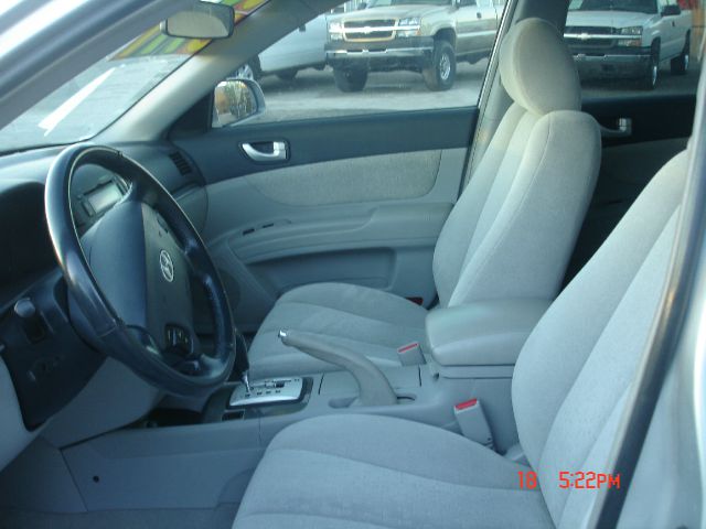 Hyundai Sonata 2006 photo 3
