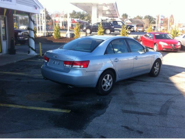 Hyundai Sonata 2006 photo 4