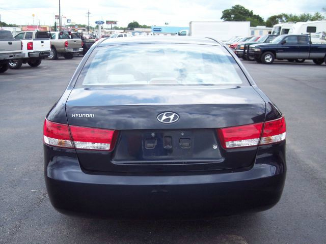 Hyundai Sonata 2006 photo 2