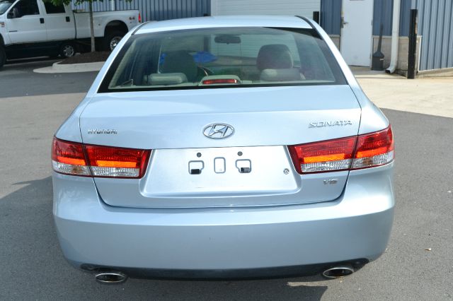 Hyundai Sonata 2006 photo 0