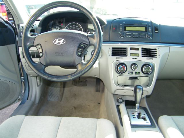Hyundai Sonata 2007 photo 2