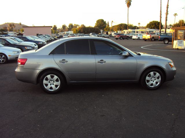 Hyundai Sonata 2007 photo 1