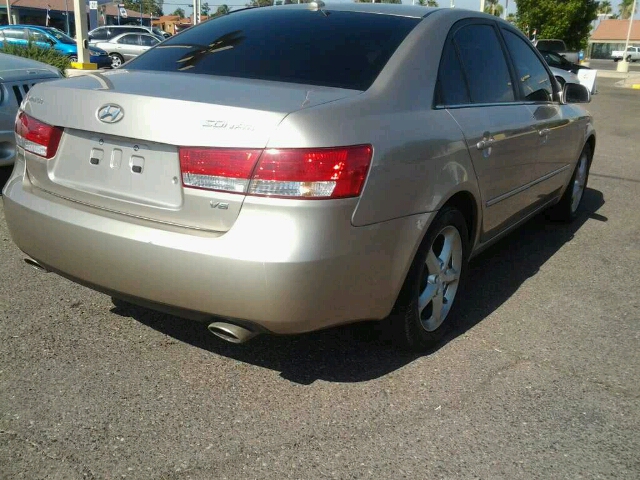 Hyundai Sonata 2007 photo 1