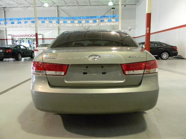 Hyundai Sonata 2007 photo 4