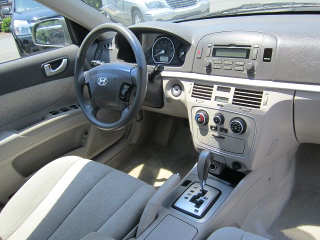 Hyundai Sonata 2007 photo 13