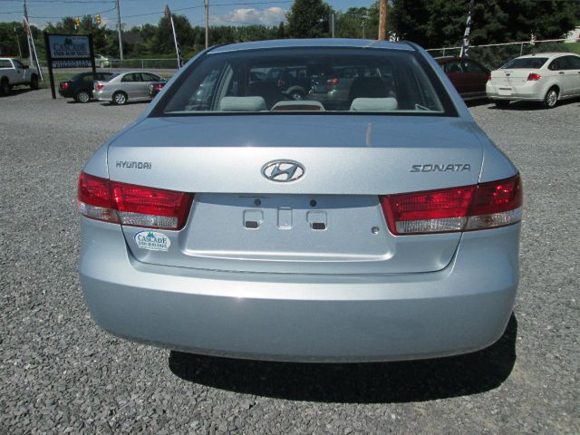 Hyundai Sonata XLS Premium Flex Fuel4x2 Sedan