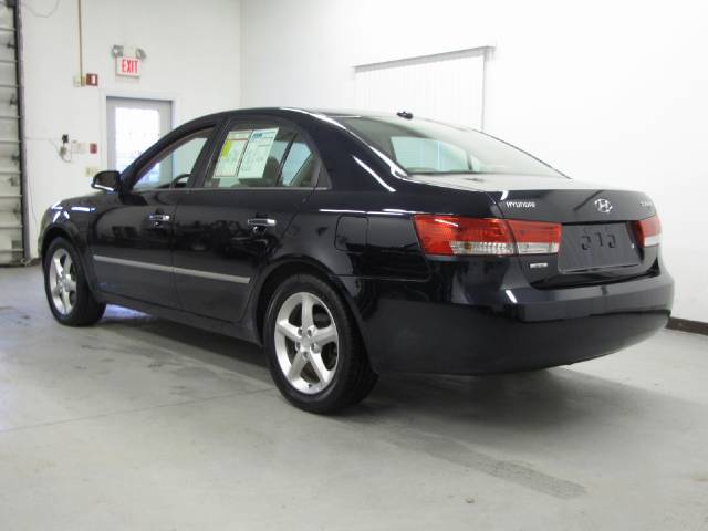 Hyundai Sonata 2008 photo 1