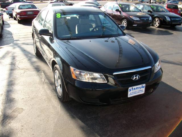 Hyundai Sonata FWD 4dr Sport Sedan