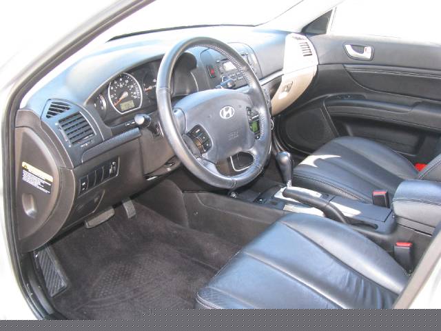 Hyundai Sonata SLT 25 Sedan