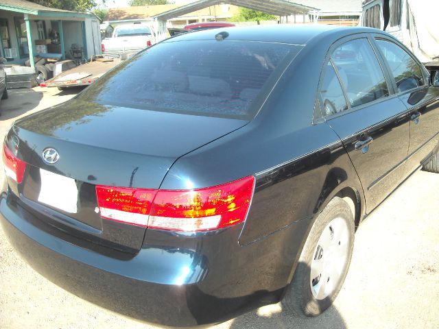 Hyundai Sonata FWD 4dr Sport Sedan