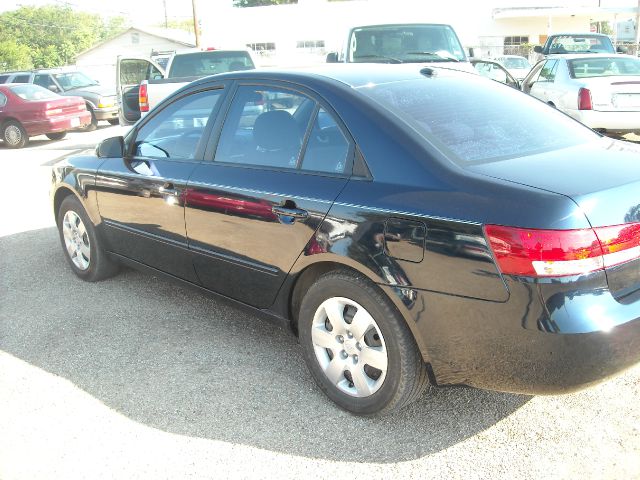 Hyundai Sonata 2008 photo 1