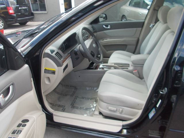 Hyundai Sonata 2008 photo 2