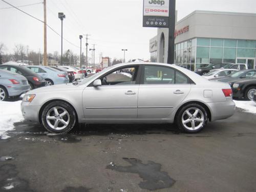 Hyundai Sonata 2008 photo 1