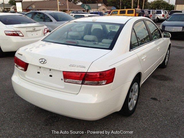 Hyundai Sonata Unknown Sedan