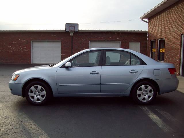 Hyundai Sonata 2008 photo 1
