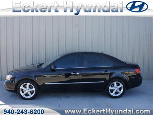 Hyundai Sonata Ext. Cab 6.5-ft. Bed 4WD Other