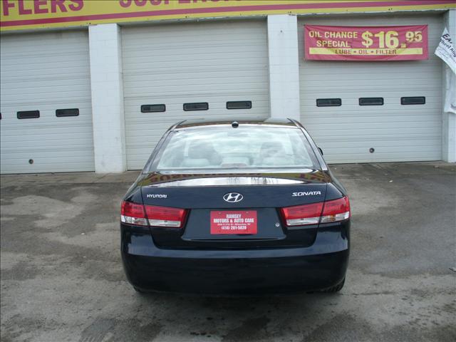 Hyundai Sonata 2008 photo 4