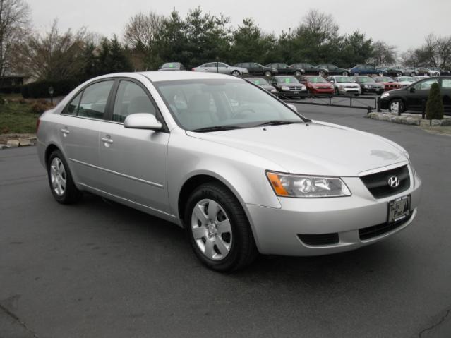 Hyundai Sonata FWD 4dr Sport Sedan