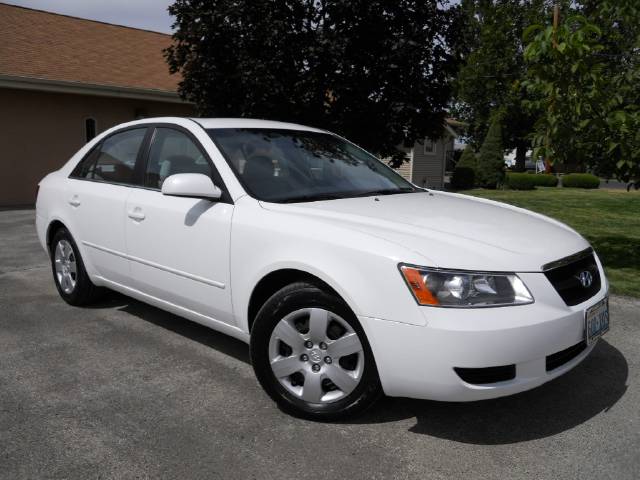 Hyundai Sonata FWD 4dr Sport Sedan