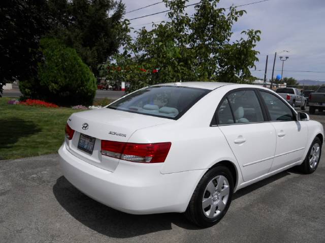 Hyundai Sonata 2008 photo 4