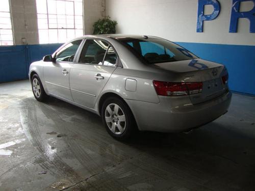 Hyundai Sonata 2008 photo 1