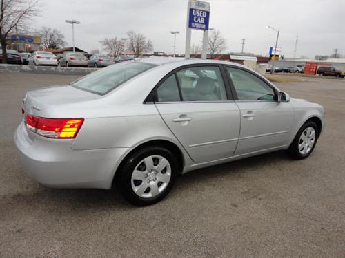 Hyundai Sonata 2008 photo 2