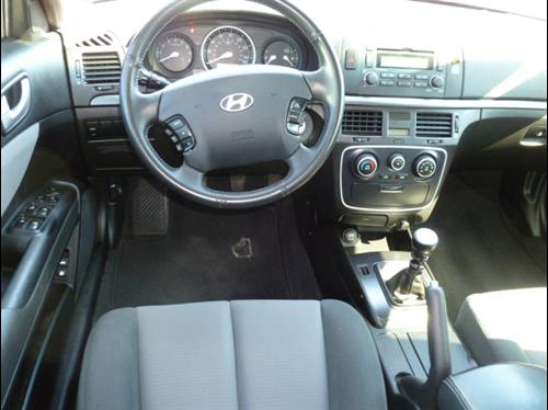 Hyundai Sonata 2008 photo 2