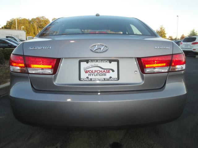 Hyundai Sonata 2008 photo 2