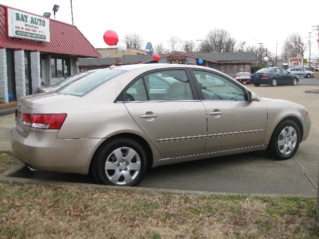 Hyundai Sonata 2008 photo 2