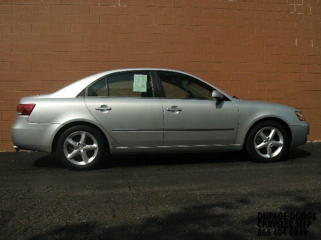 Hyundai Sonata Unknown Sedan