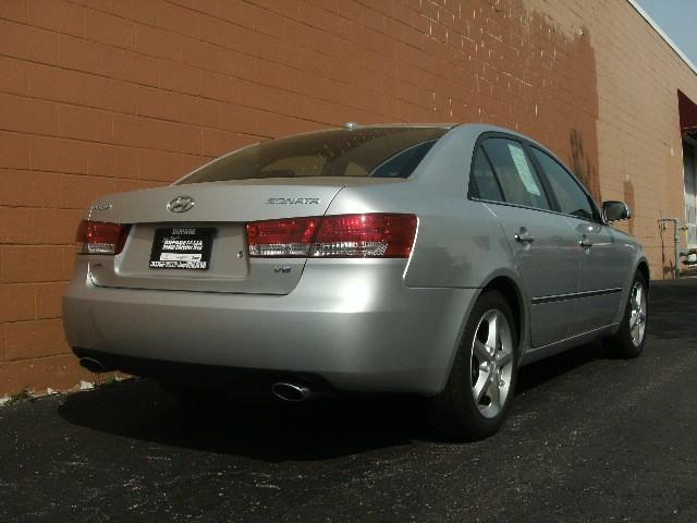 Hyundai Sonata 2008 photo 2