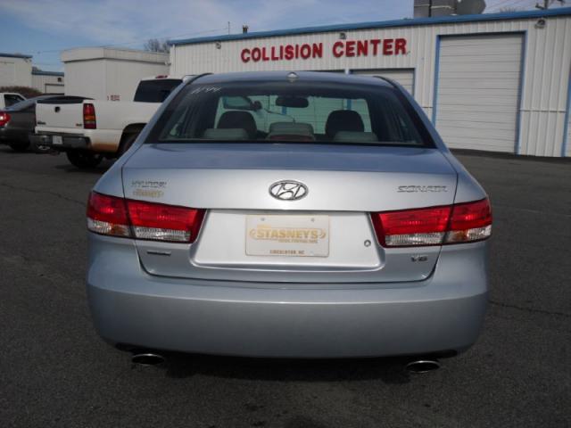 Hyundai Sonata 2008 photo 2