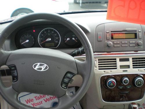 Hyundai Sonata 2008 photo 1