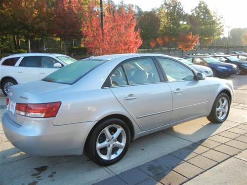 Hyundai Sonata 2008 photo 1