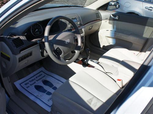Hyundai Sonata 2008 photo 3