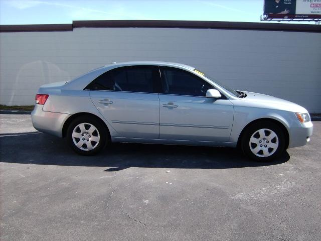 Hyundai Sonata FWD 4dr Sport Sedan