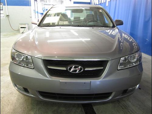 Hyundai Sonata 2008 photo 1