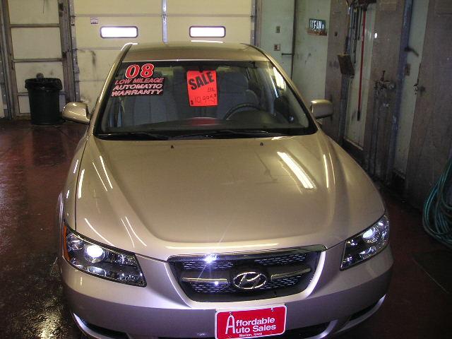 Hyundai Sonata 2008 photo 1