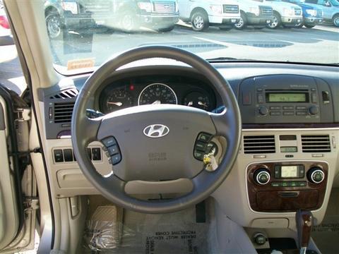 Hyundai Sonata 2008 photo 1