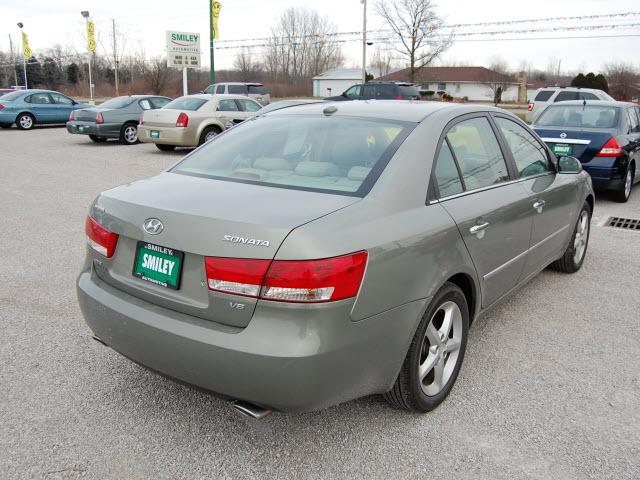 Hyundai Sonata 2008 photo 1