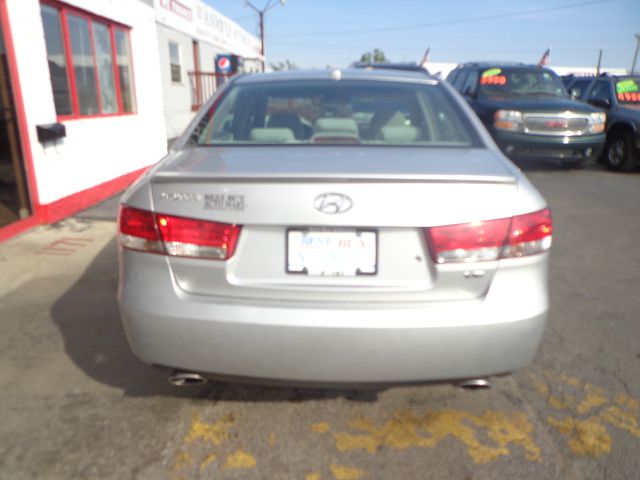 Hyundai Sonata 2008 photo 13