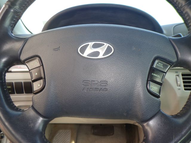 Hyundai Sonata 2008 photo 17