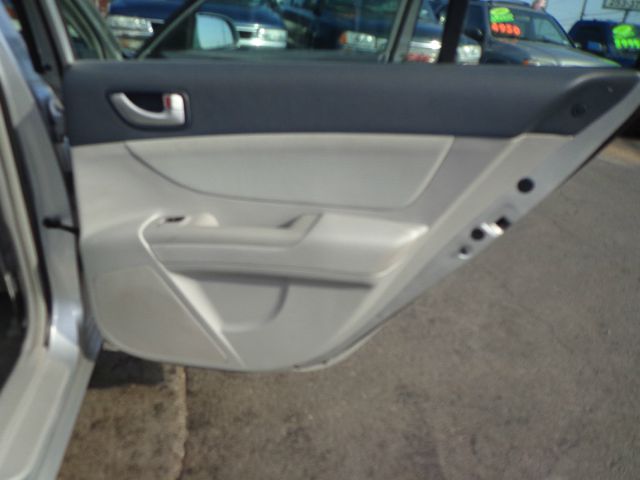 Hyundai Sonata 2008 photo 6