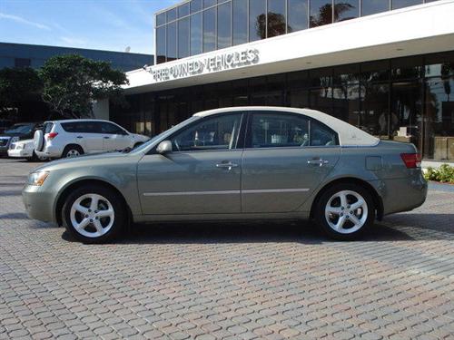 Hyundai Sonata 2008 photo 1