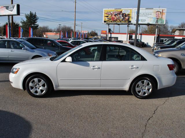 Hyundai Sonata 2008 photo 1