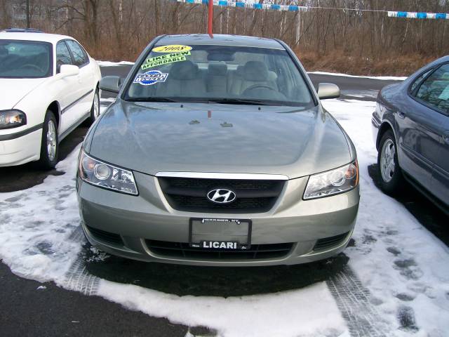 Hyundai Sonata 2008 photo 1