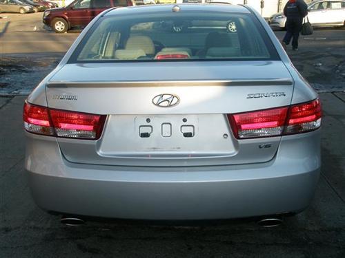 Hyundai Sonata 2008 photo 3